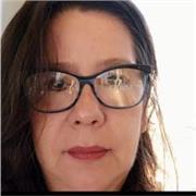 Profesora integral con mención en Matemáticas con más de 20 años de experiencia, así como en asesorías de investigación